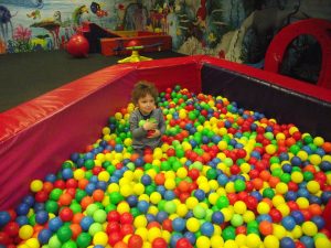 Cartoon Land-spatiu-de-joaca-pentru-copii