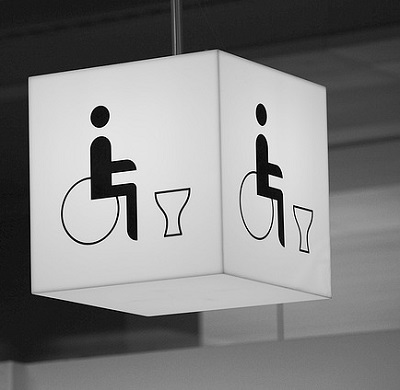 grupuri-sanitare-parter-arena-mall-toaleta-pentru-persoanele-cu-dizabilitati